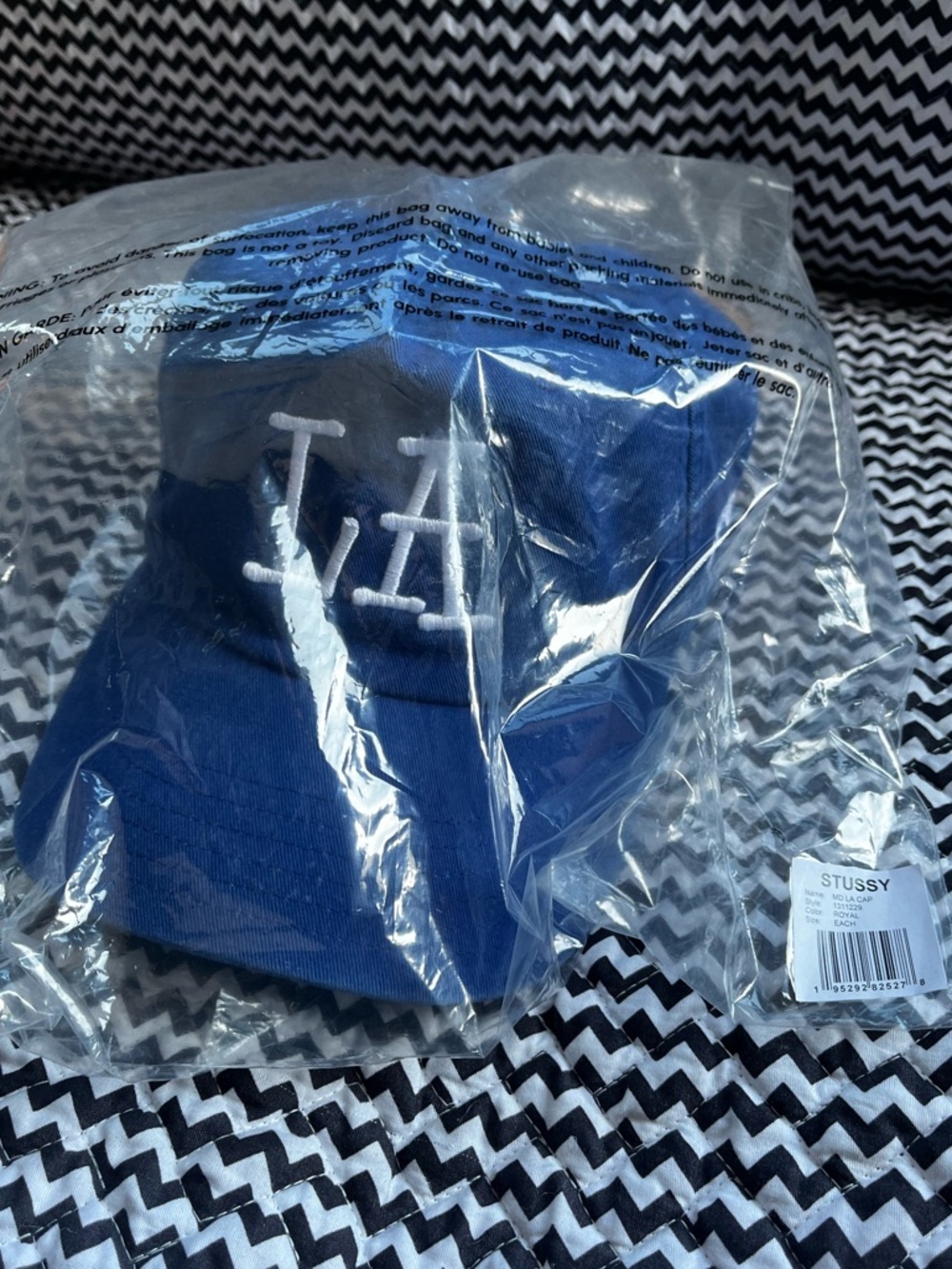 Stussy * EXCLUSIVE * LA chapter hat royal blue snapback